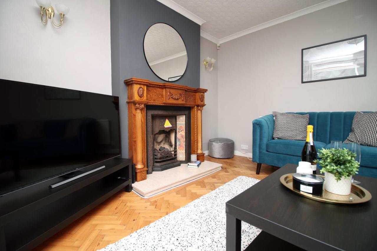 Becky'S Bungalow By Ty Sa -Spacious 4 Bed Bungalow Cardiff Exteriér fotografie