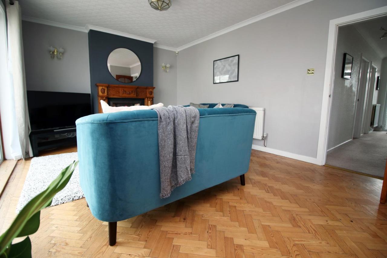 Becky'S Bungalow By Ty Sa -Spacious 4 Bed Bungalow Cardiff Exteriér fotografie