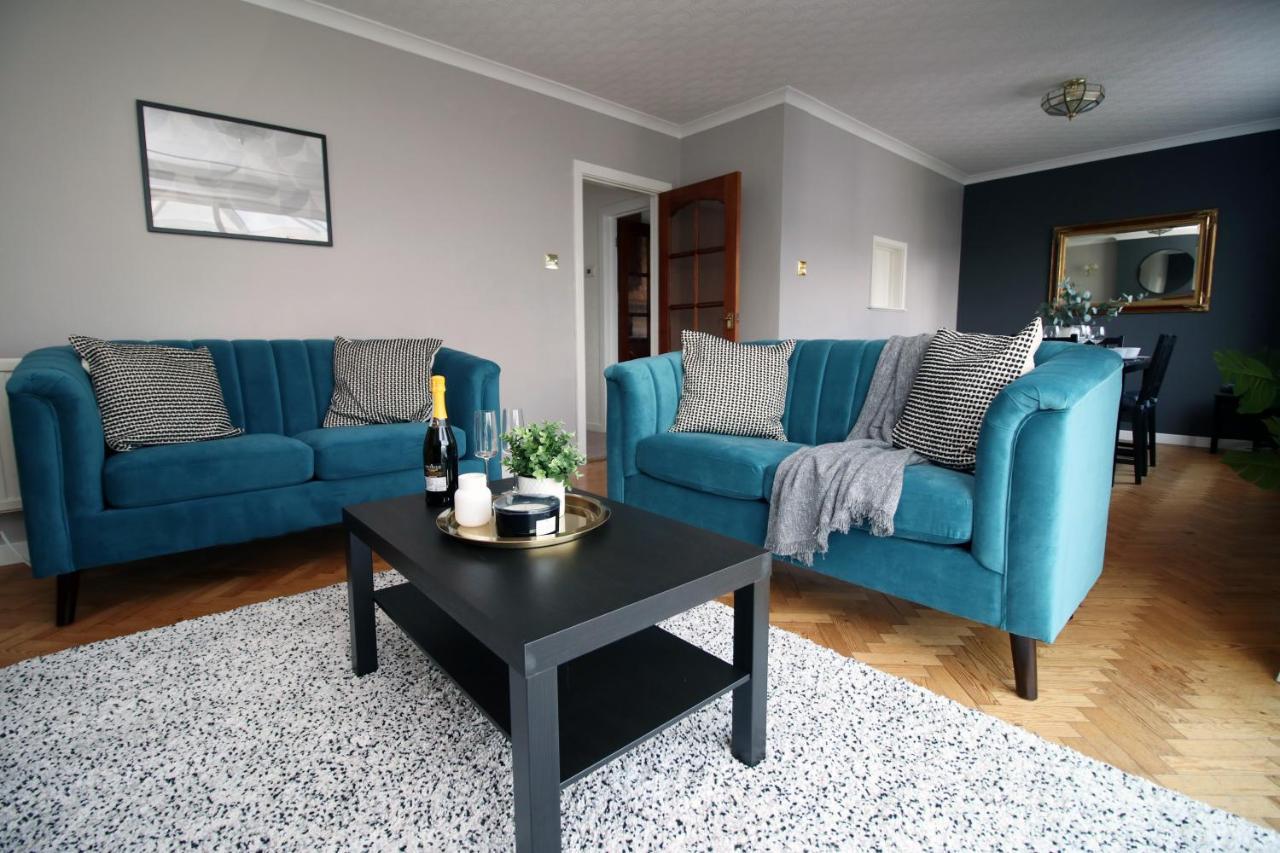 Becky'S Bungalow By Ty Sa -Spacious 4 Bed Bungalow Cardiff Exteriér fotografie